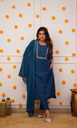 Kurti with bottom and dupatta - Image 3